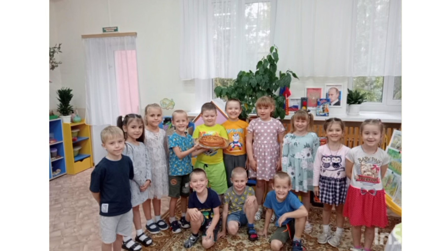 Хлеб всему голова Хлеб всему голова.