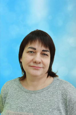 Помощник воспитателя Свиридова Елена Николаевна Помощник воспитателя Свиридова Елена Николаевна